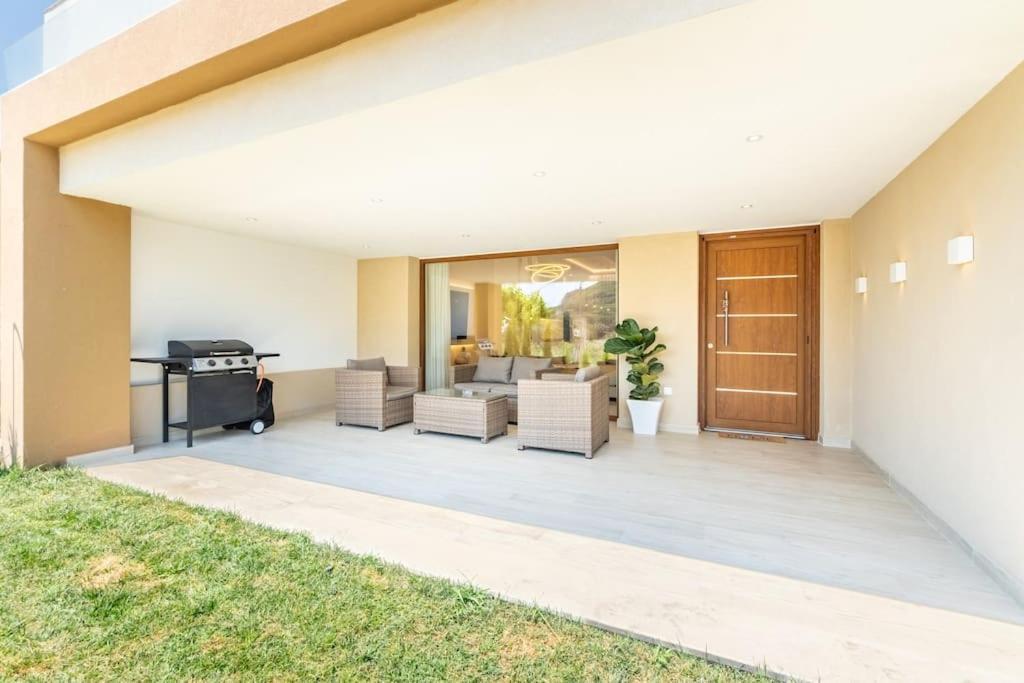 Villa Vasillis-Heated Swimming Pool With Infinity View Vitaládes Exterior foto